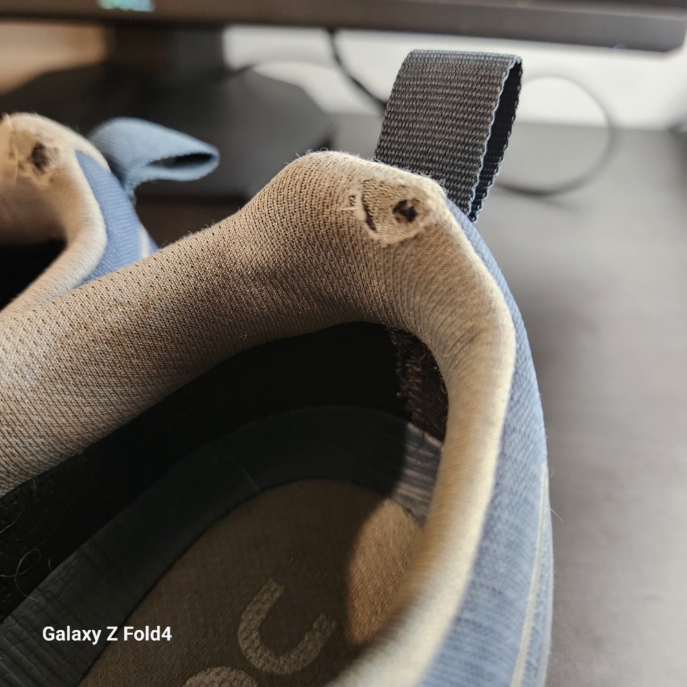 On Cloud Waterproof Cloudswift Running Shoes Blue… - image 3